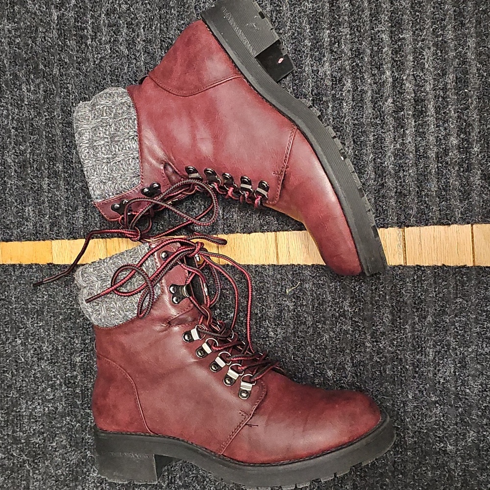 MIA Burgundy Boots 8.5 Womens - Picture 3 of 9